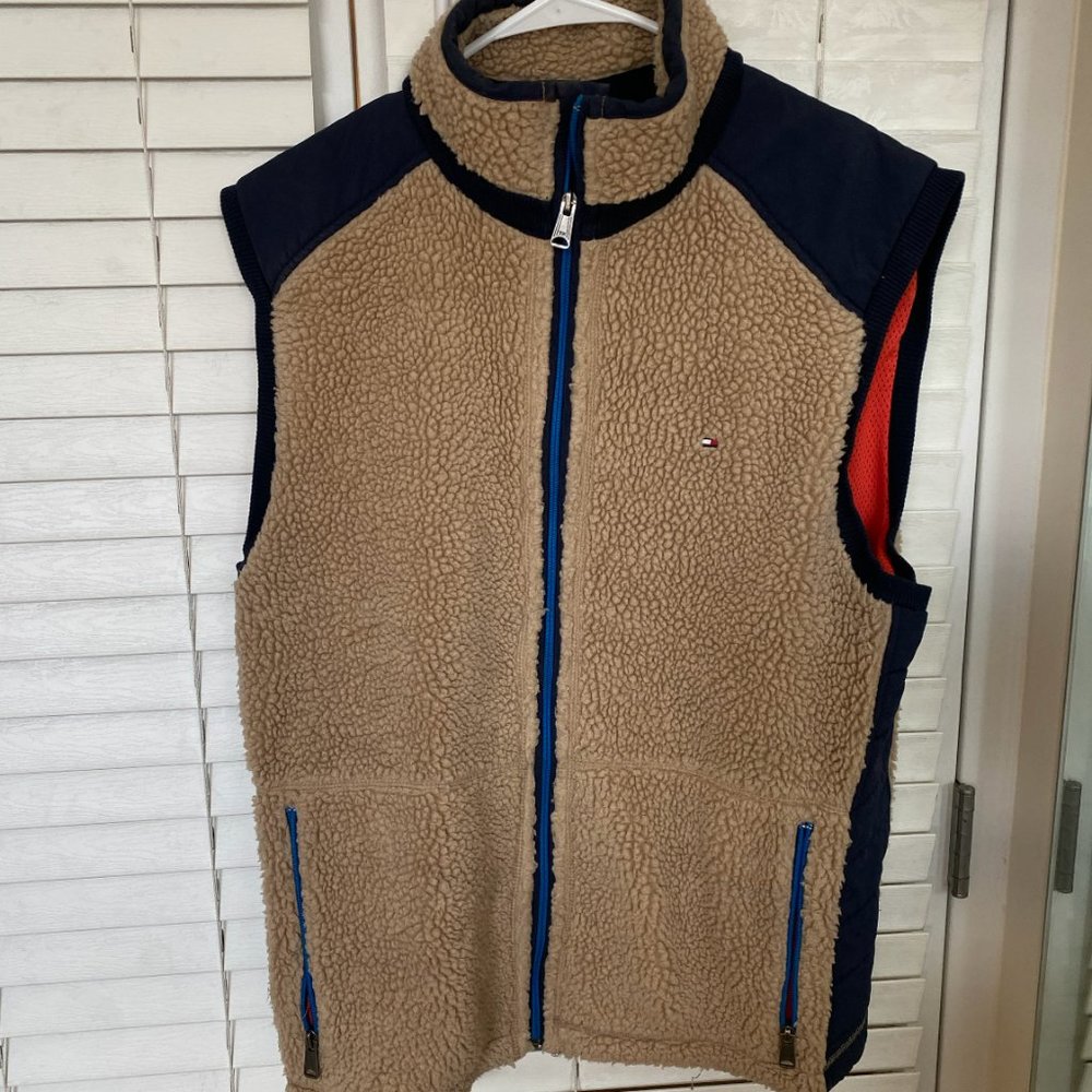 Tommy Hilfiger Tan & Dark Blue Nomad Zip Front Sherpa Sleeveless Vest Mens